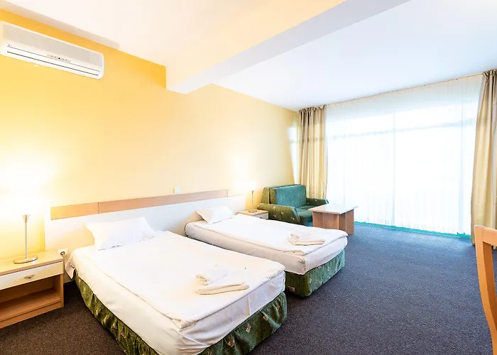 Отель Juli Солнечный берег