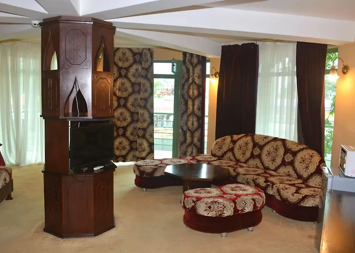 Juli Солнечный берег