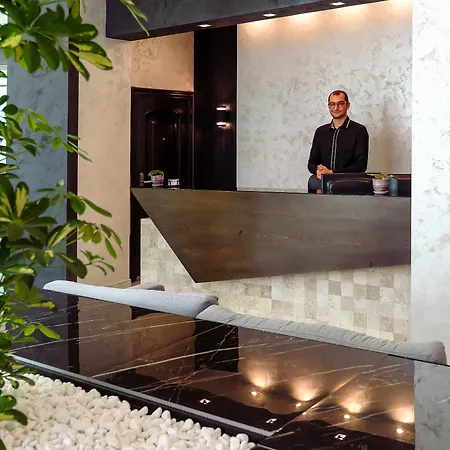 Juli Hotel Slantschew brjag